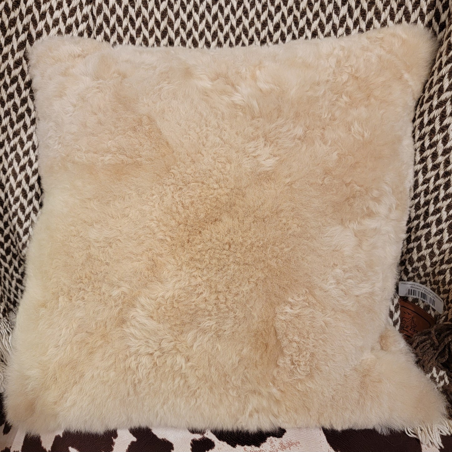 100%  baby alpaca fluffy pillow/covers
