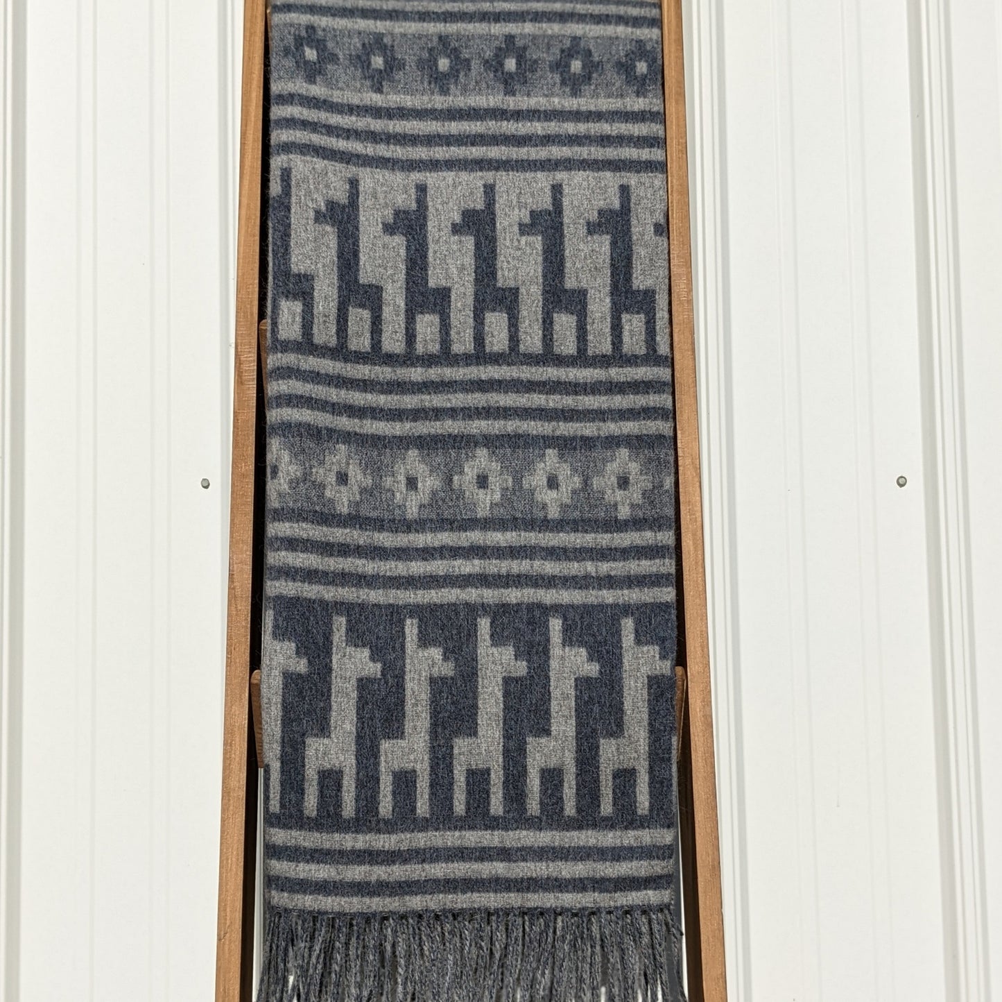Alpaca Motif Throw