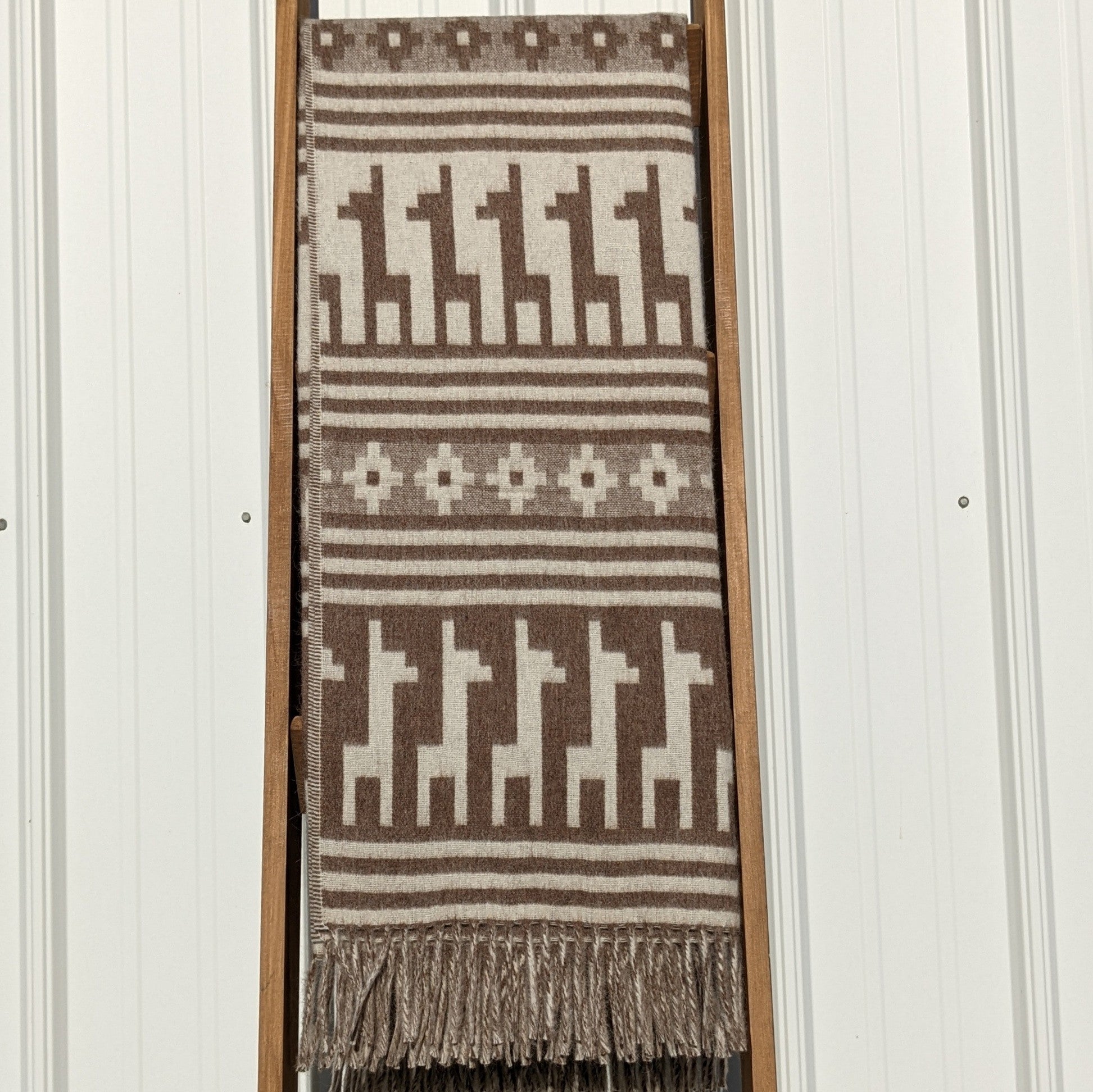 Alpaca Motif Throw