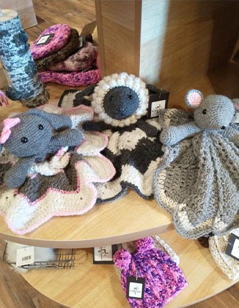 collection-list-slider-image--template--26116475453762__collection_list_slider_eGFBtV--2