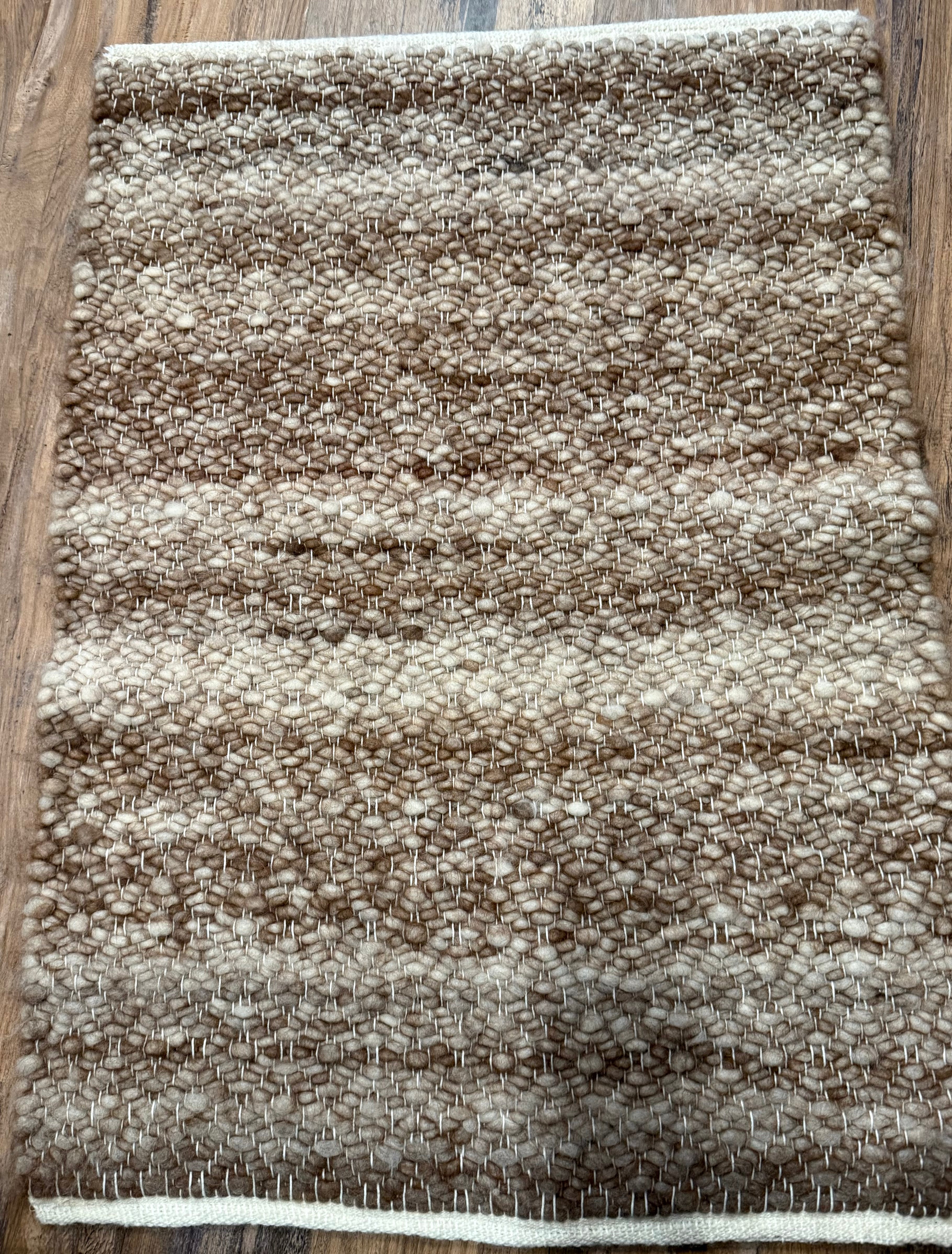 EEF natural Alpaca rug