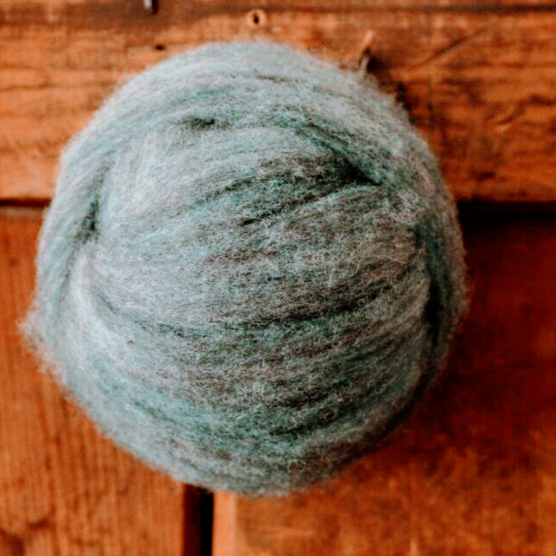 Roving - 4oz. Wool green
