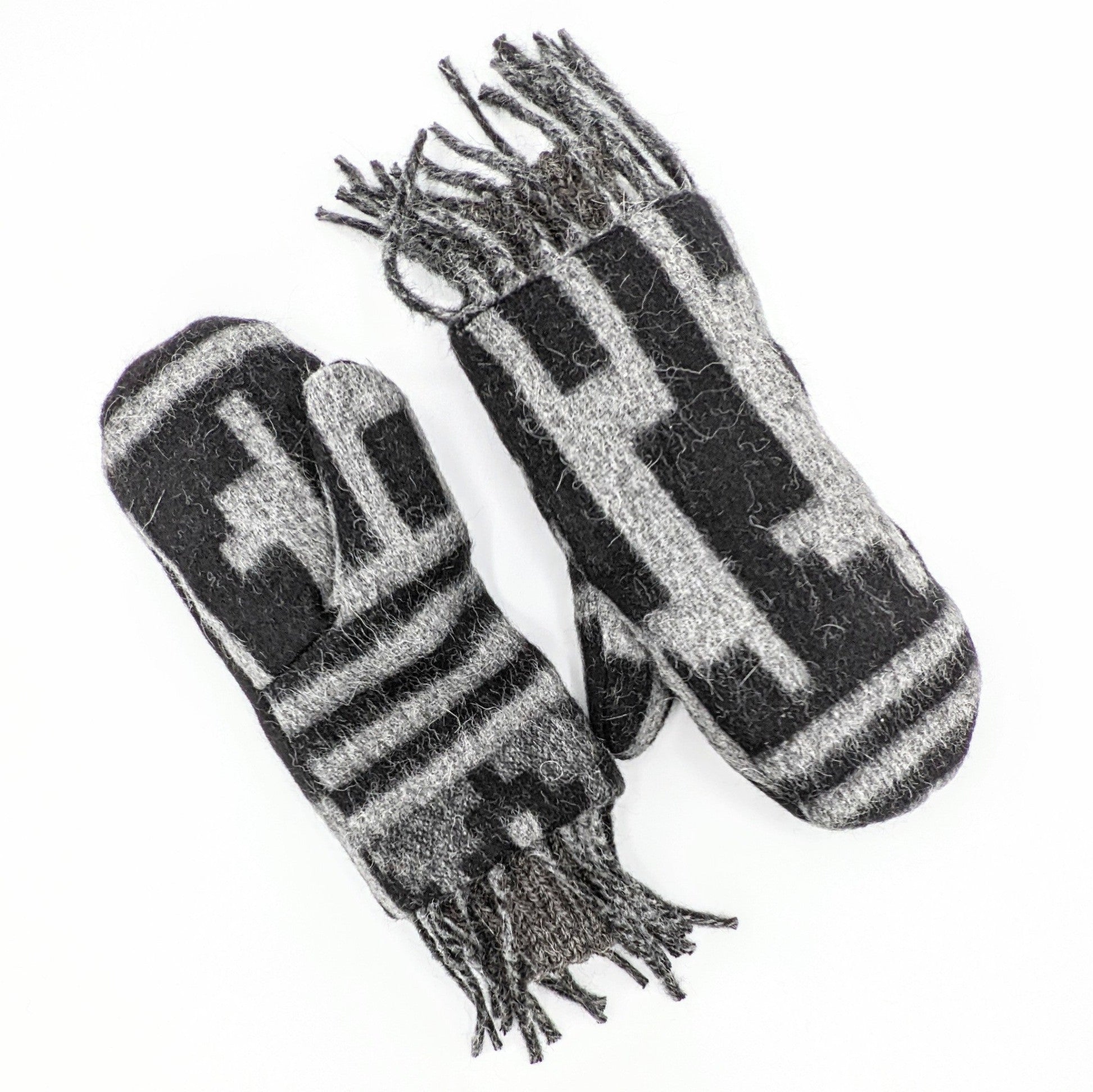 Alpaca Print Fleece Lined Mittens